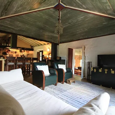 펜션 Casa De Vilar De Rei, Ferias Em Familia Com Piscina *