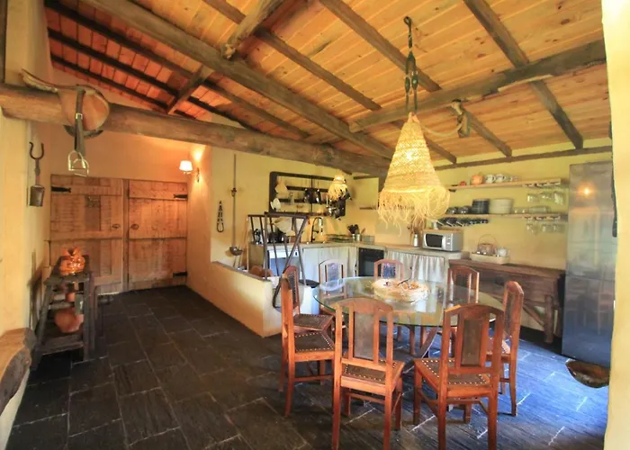 Semesterbostad Casa De Vilar De Rei, Ferias Em Familia Com Piscina